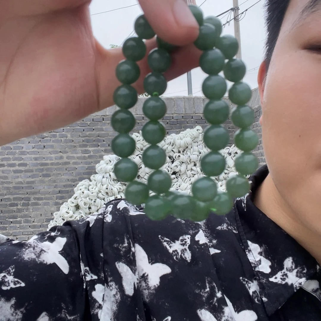 颈饰未镶嵌和田玉俄碧手串卡10