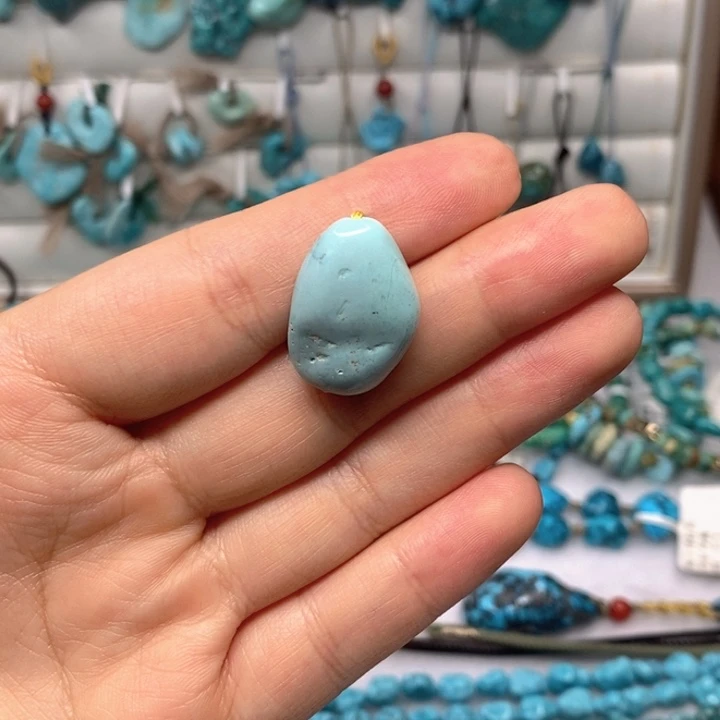 绿松石未镶嵌原矿