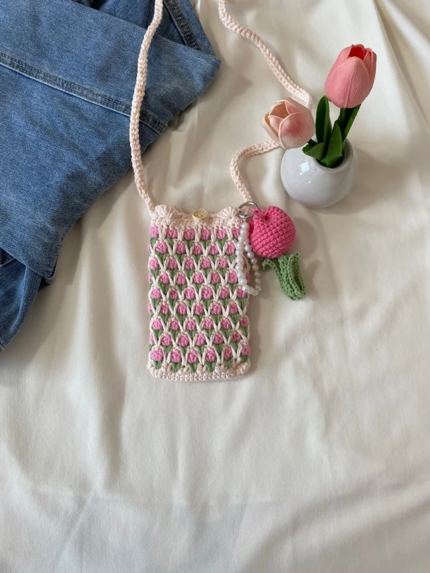 郁金香手机包2025新款时尚手工钩织成品毛线单肩斜挎包