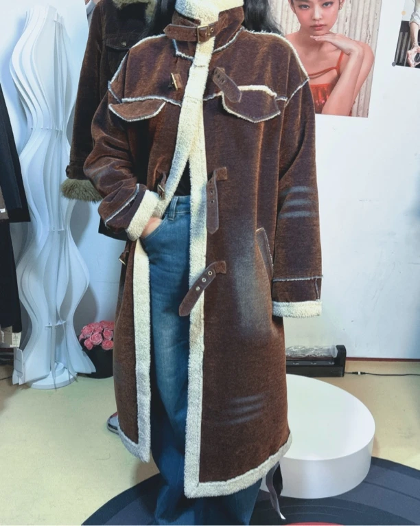 新款复古拼色长款外套