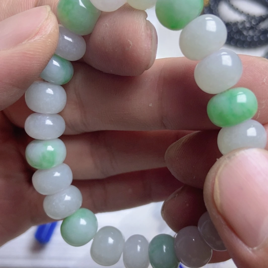 定制翡翠未镶嵌空*手链