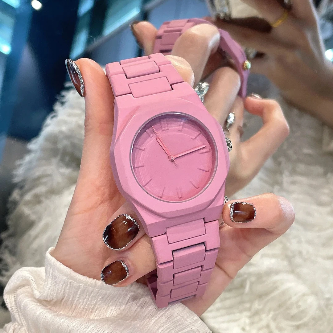 新款手表女生多巴胺简约个性大表盘时尚休闲女士链条石英表女款