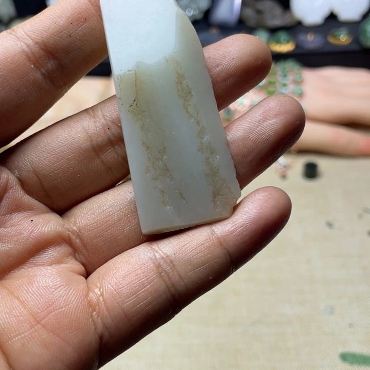 和田玉未镶嵌珠宝半成品
