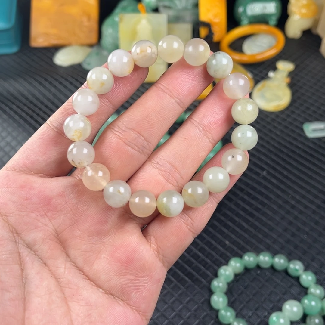 石英质玉（非洲翠）未镶嵌摆件