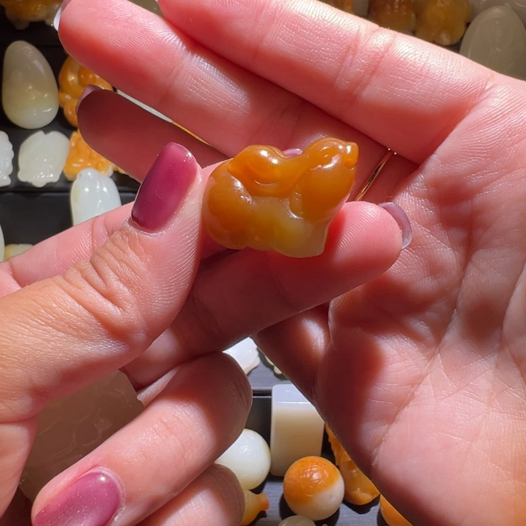 颈饰未镶嵌和田玉认*