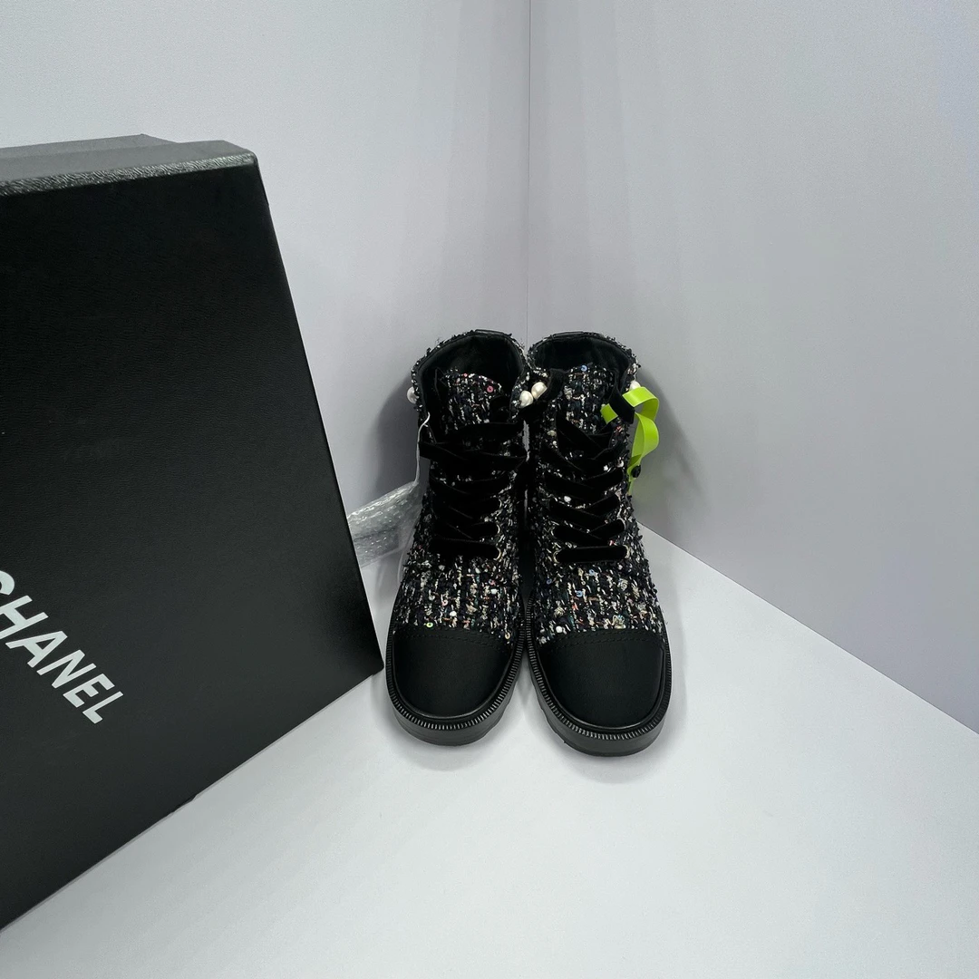 99新 Chanel/香奈儿 粗毛呢珍珠短靴 37.5码/原盒防尘袋