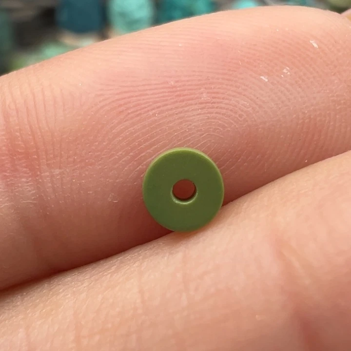 绿松石配饰未镶嵌惊***缩