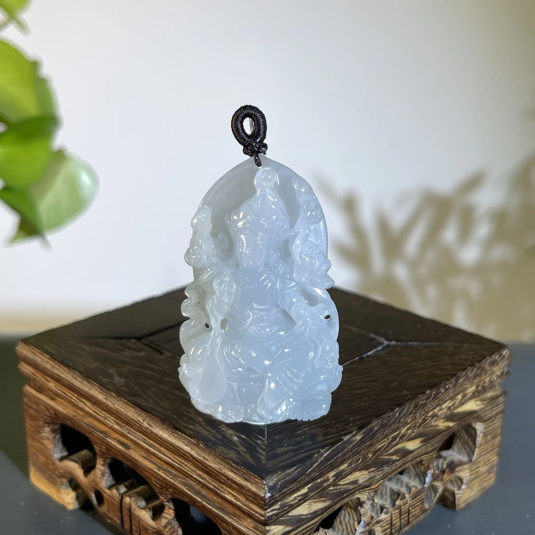 JTA07-65  天然缅甸翡翠A货 度母