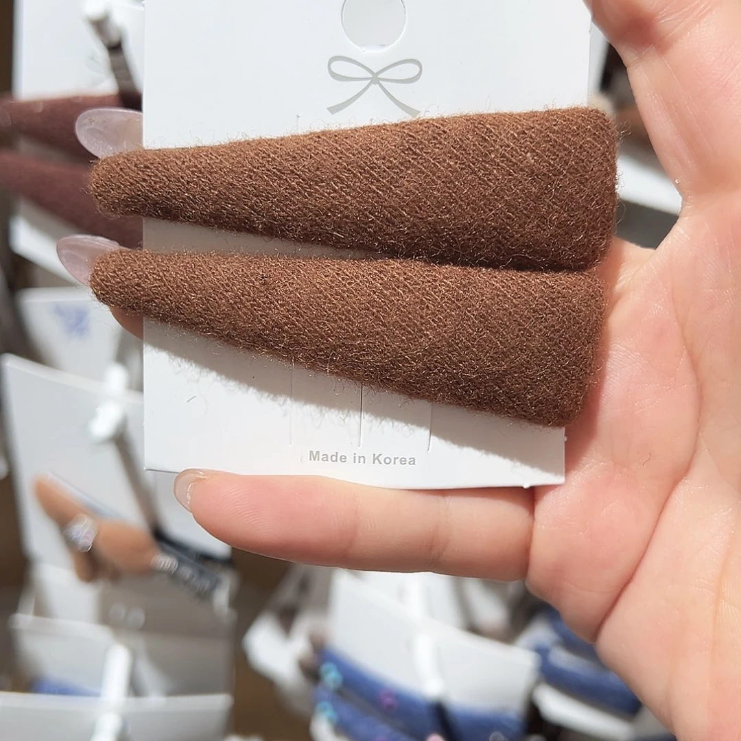 皮质铁合金咖色三角掰掰夹