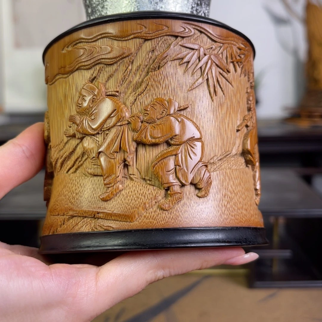 雷***虎东非黑黄檀（紫光檀）竹雕踏歌图茶叶罐