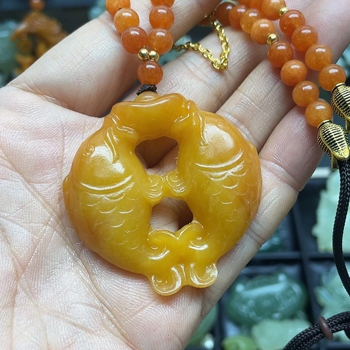 未镶嵌蛇纹石玉颈饰