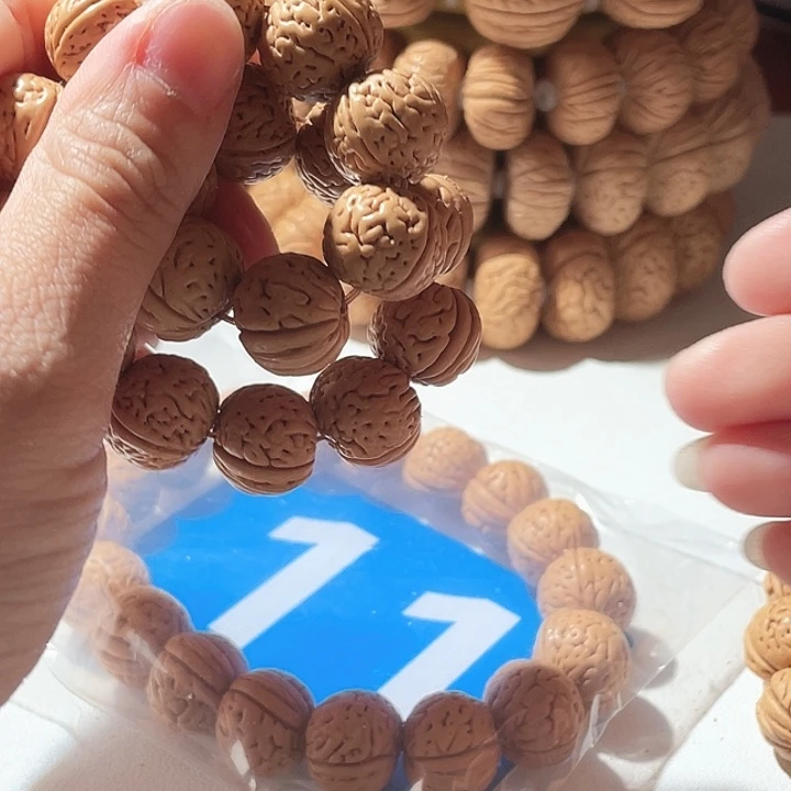發***桃核吊坠桃核手串金鱼肚12