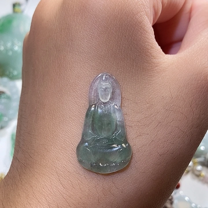 颈饰未镶嵌翡翠观音