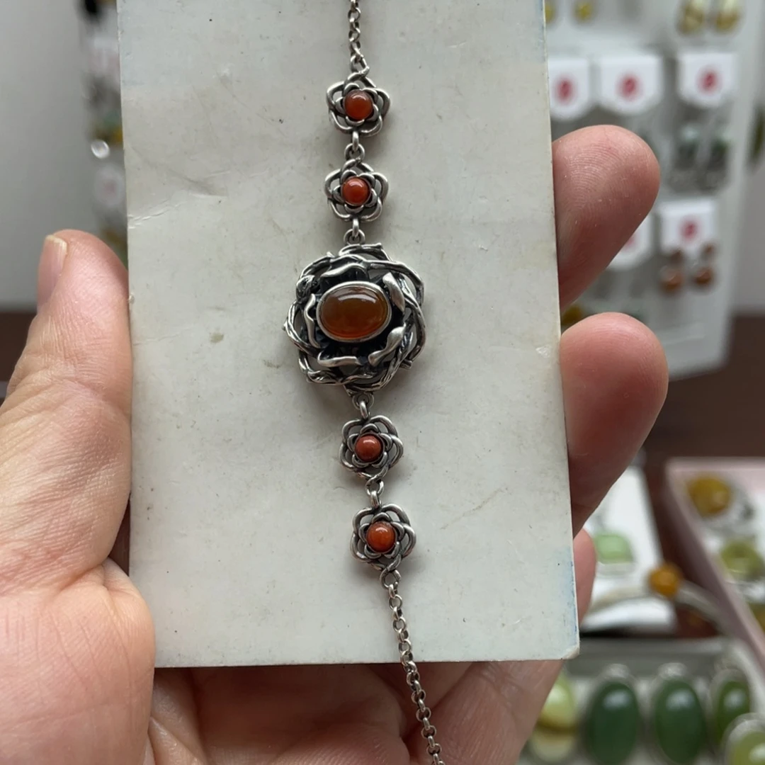 月***月蛇纹石玉未镶嵌手链