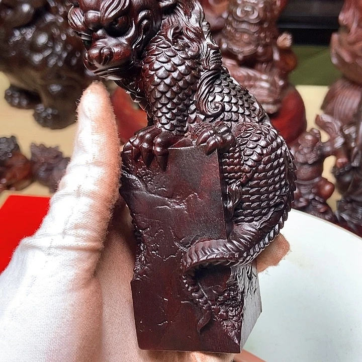 檀香紫檀（小叶紫檀）用****少