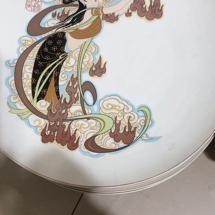 瓷片天****人31.5四个一套，库存微瑕