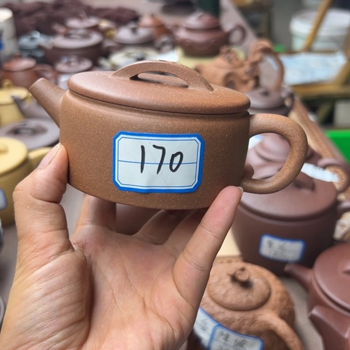 紫砂茶壶降坡泥半手170