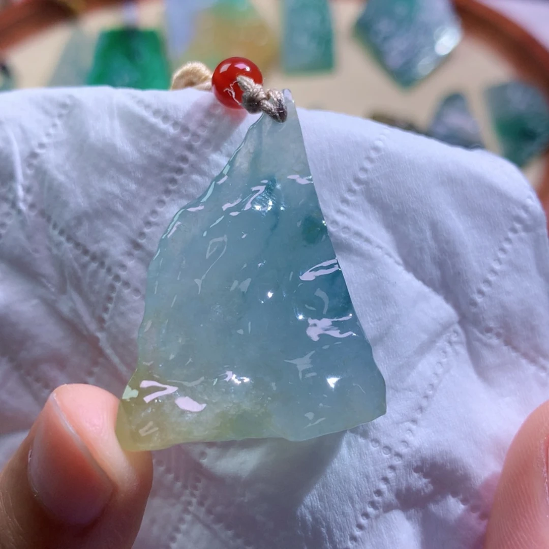 【闪购商品】翡翠未镶嵌吊坠(不含链)