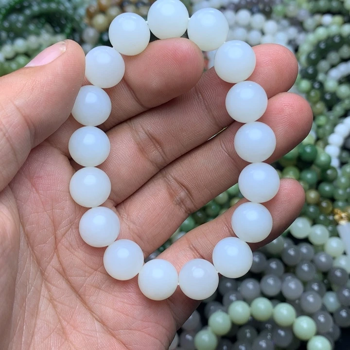 和田玉未镶嵌手串