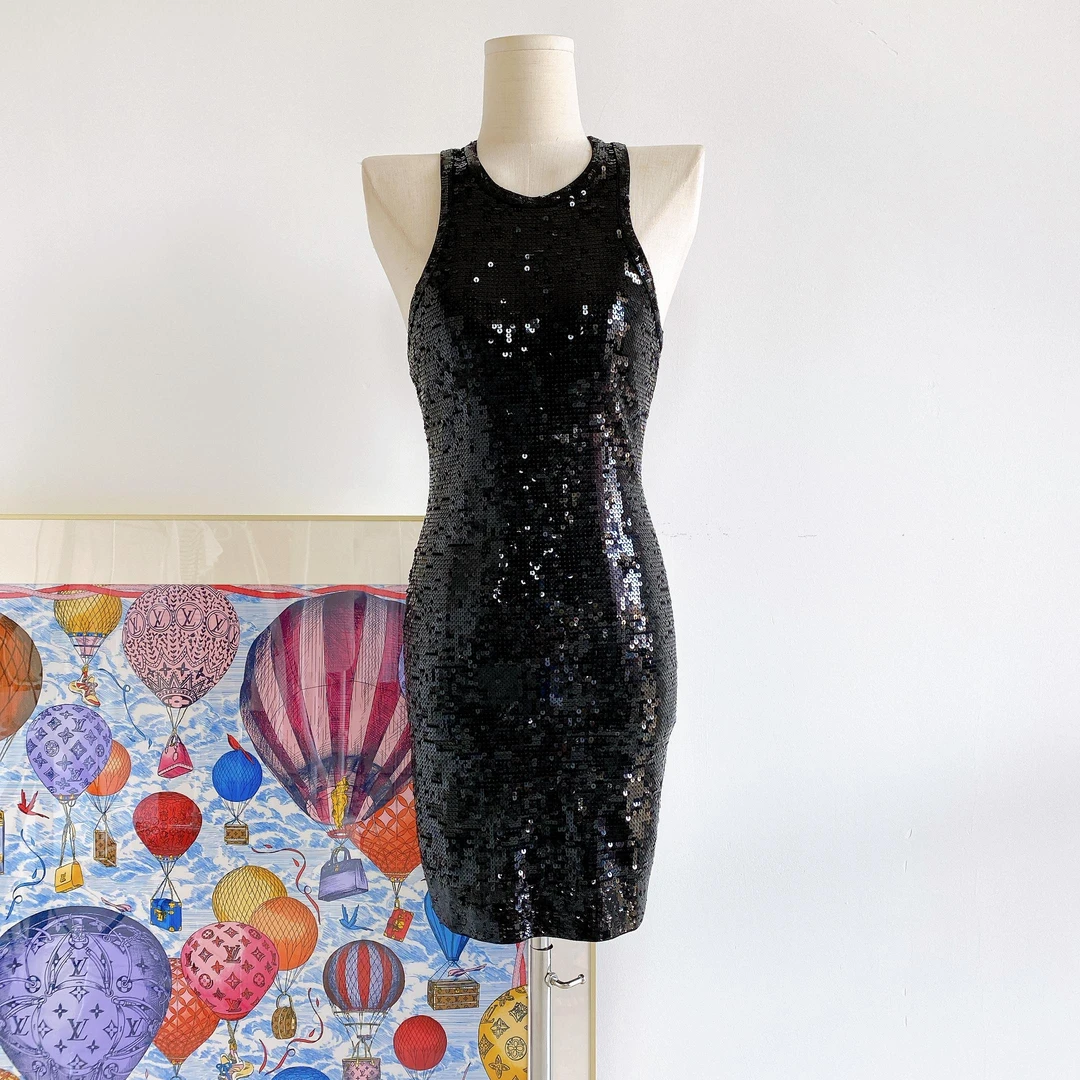 95新 Celine/思琳 黑色亮片无袖露腰连衣裙/34810290