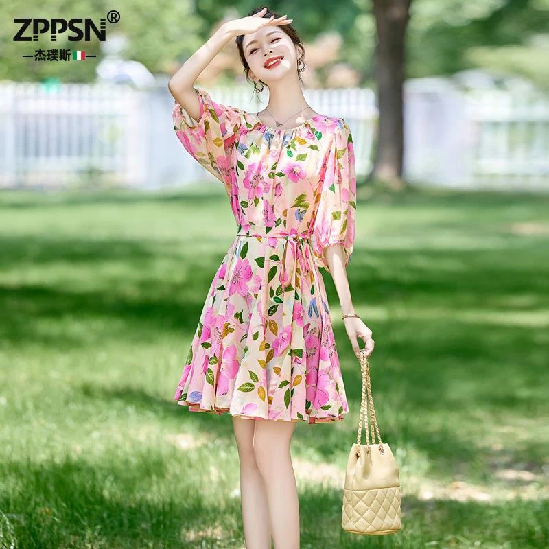 ZPPSN碎花连衣裙2024夏新款小个子法式小香风甜美粉色收腰显高雪