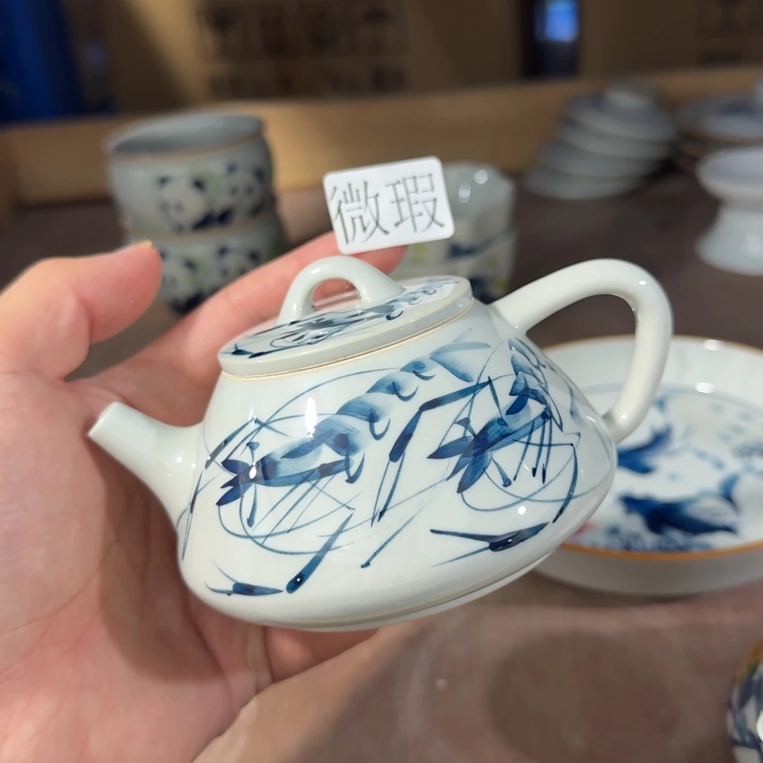 釉下手绘茶具微瑕