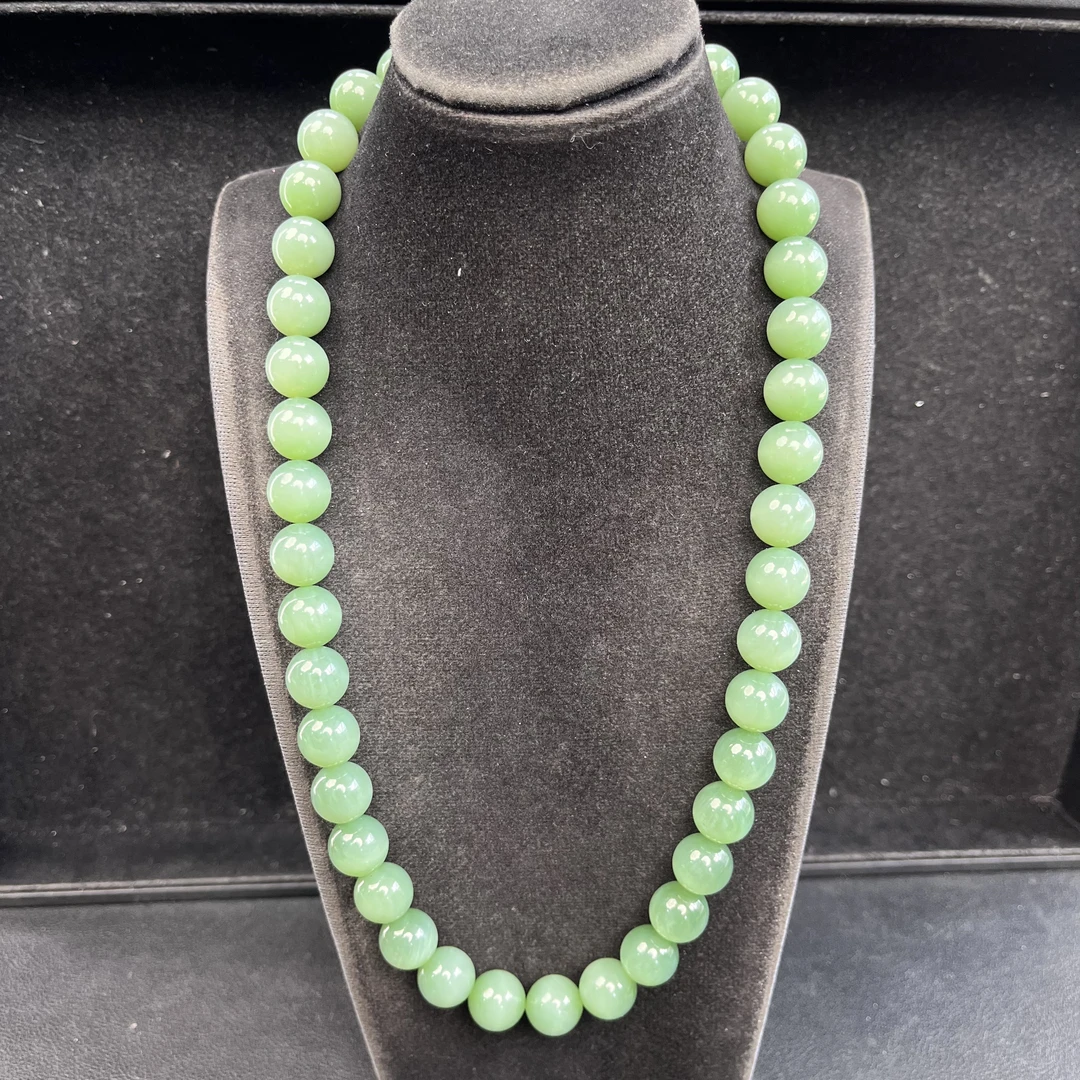 【粉青冰底荧光细料】和田玉碧玉卡12左右妈妈链