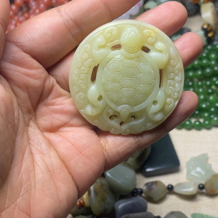 软玉未镶嵌珠宝奇石有包容