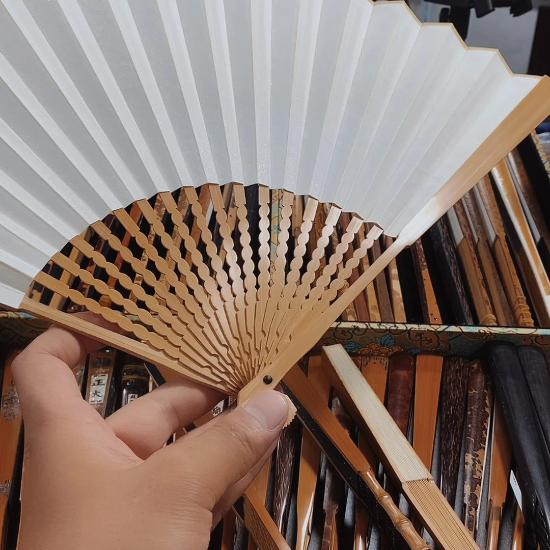 沙***尔扇子585258526552369