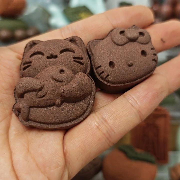 溪***泥塑微瑕香牌福利两个