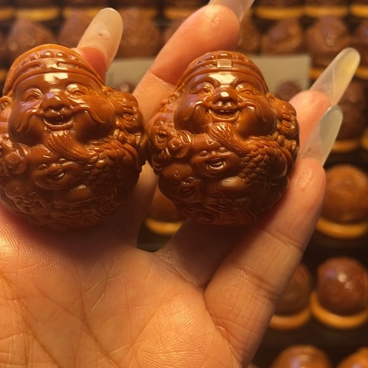 寸***心把件橄榄核橄榄雕刻