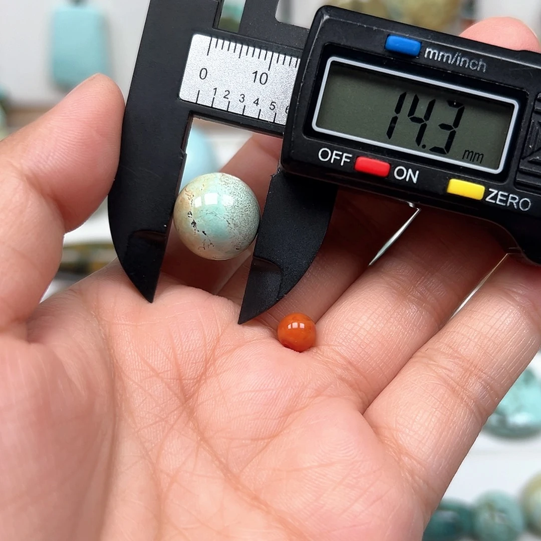 南红玛瑙未镶嵌珠宝奇石