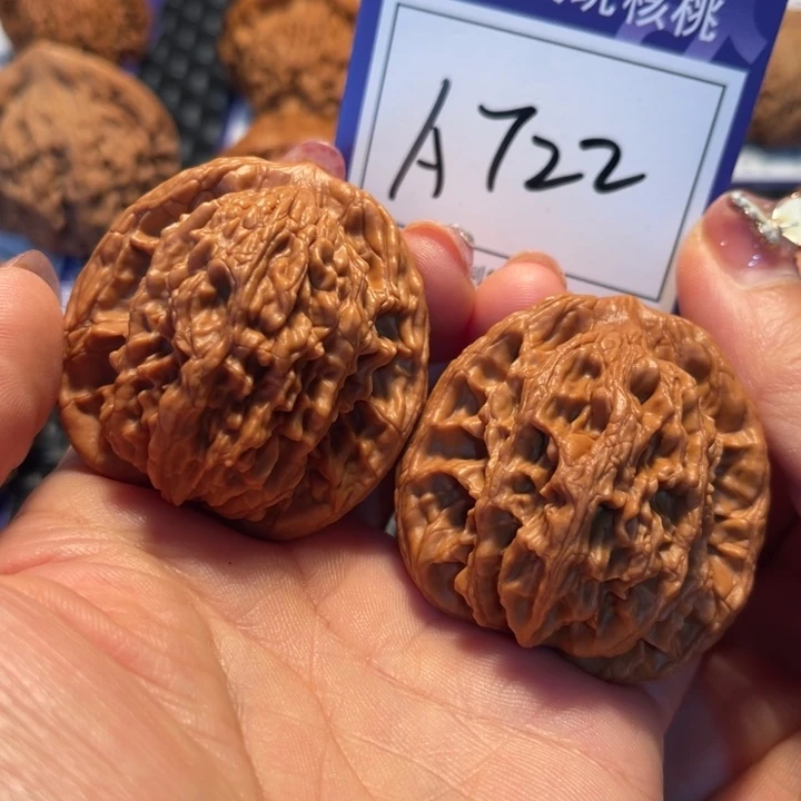 把件桃核44虎头A722