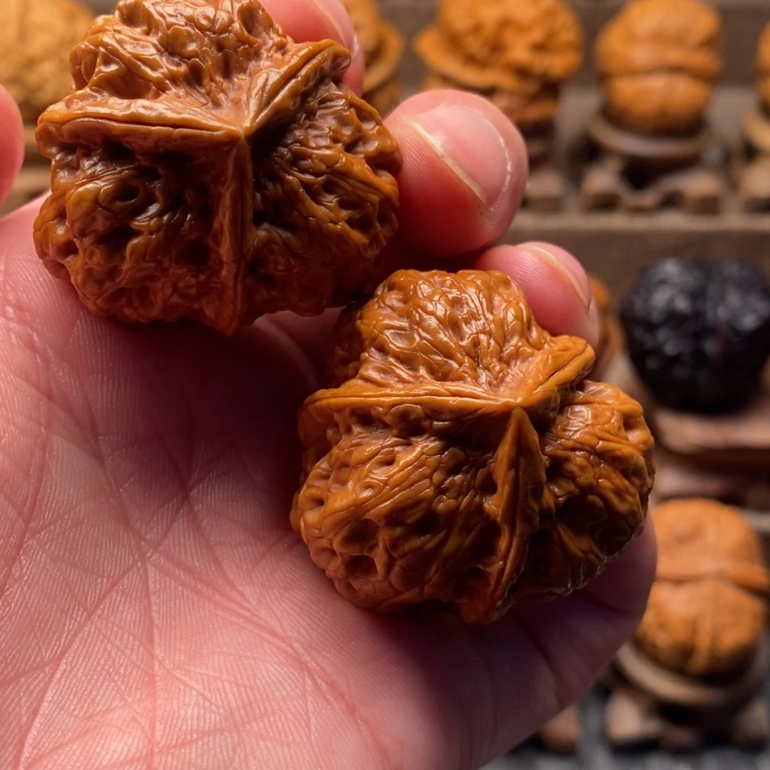 文玩核桃把件磐石正奔三棱40尺寸