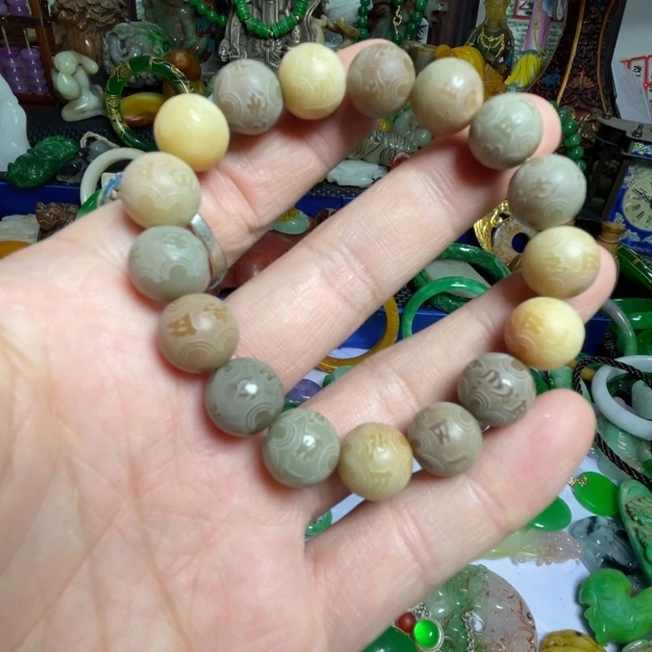 滴血莲花菩提手串