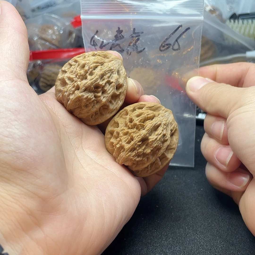 把件文玩核桃麦虎