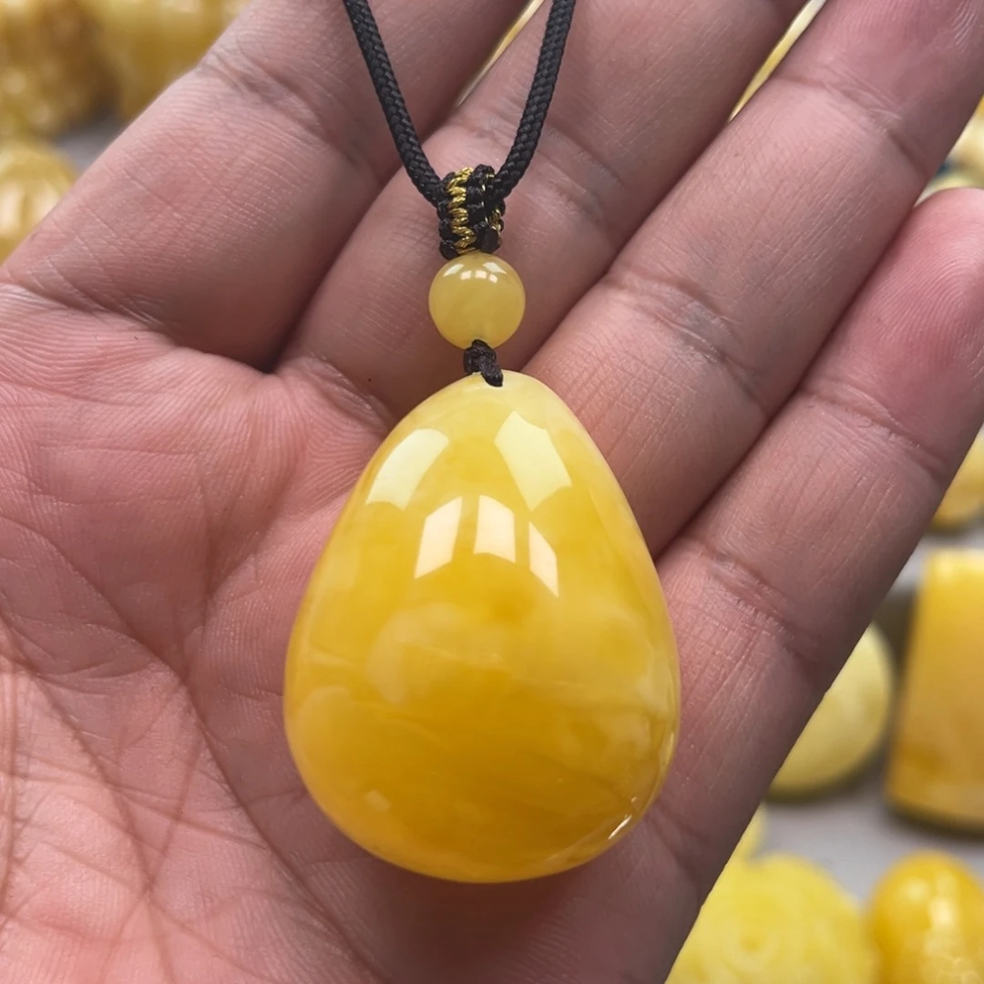琥珀颈饰未镶嵌吊坠