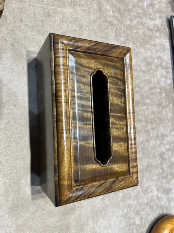 金丝楠木纸巾盒子