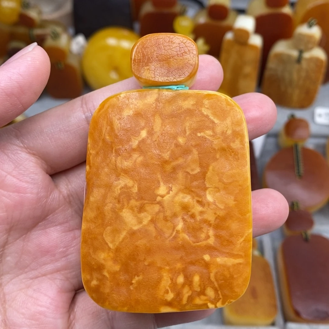琥珀未镶嵌珠宝奇石