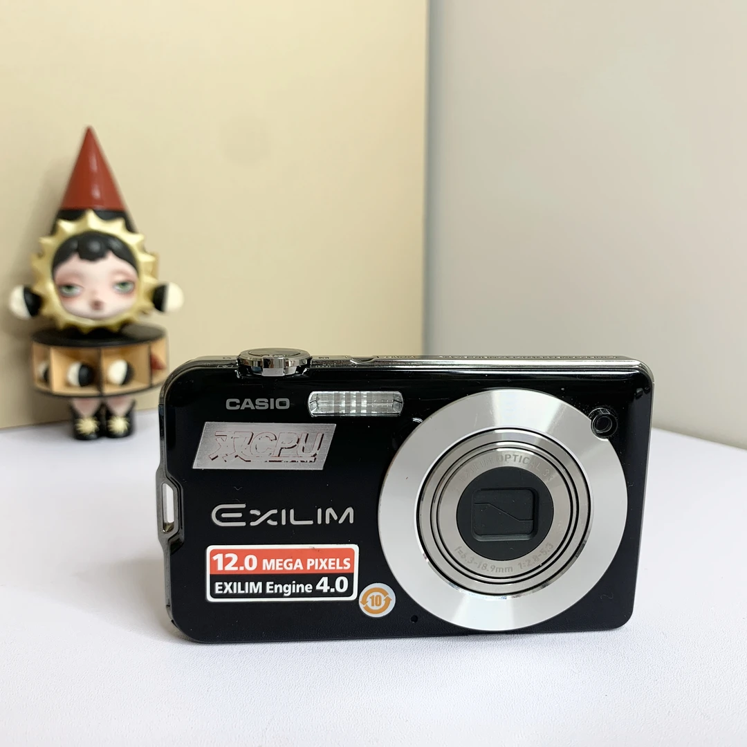 9新 Casio/卡西欧 s12黑色 福利机 磨皮通透冷白皮屏幕微黄不影响