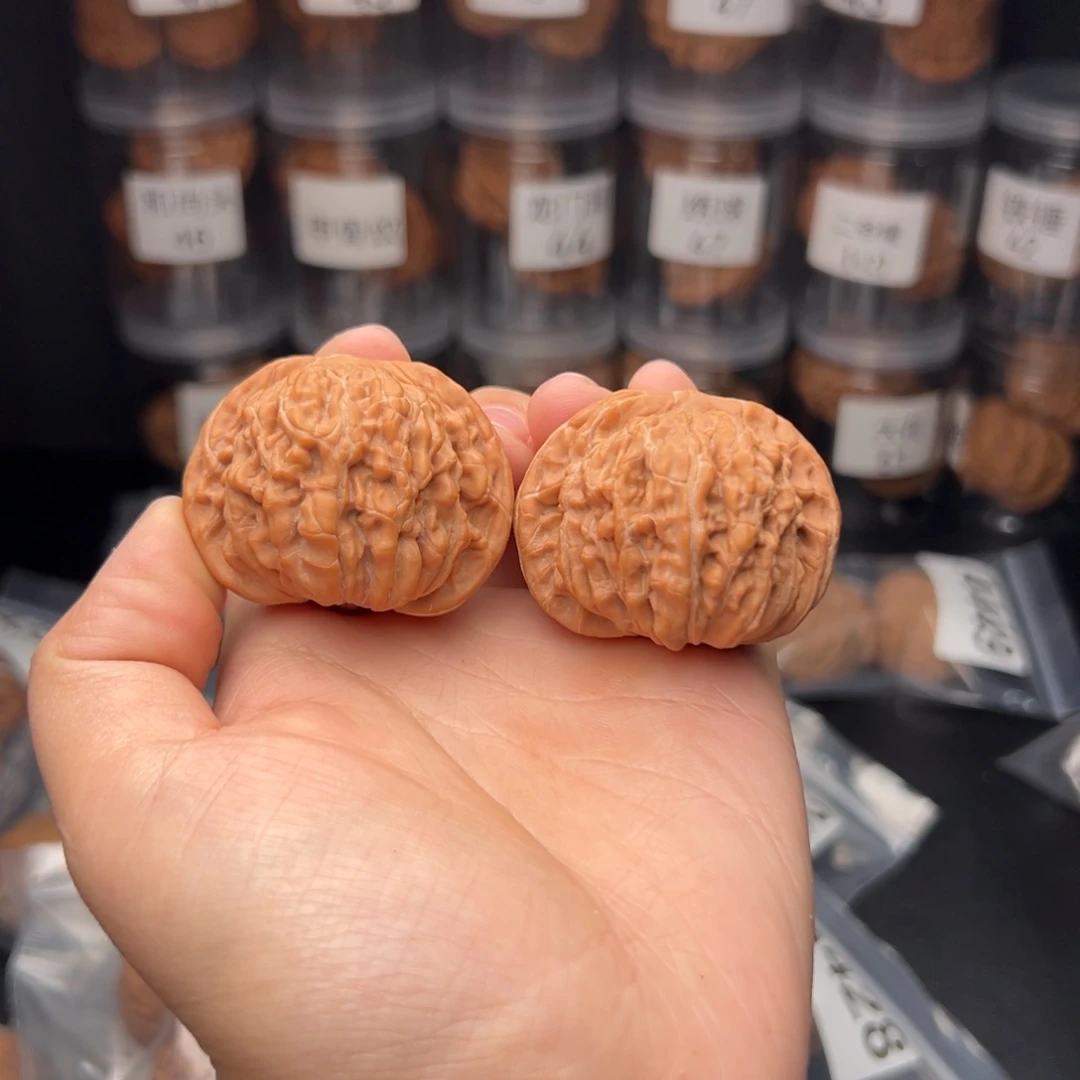 文玩核桃吊坠譞****四座楼