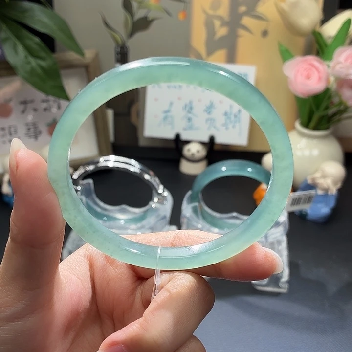 翡翠未镶嵌手镯冰晴方条