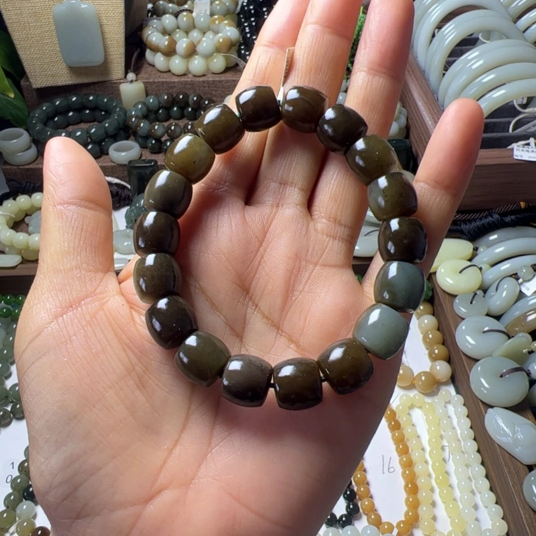 和田玉（糖玉）未镶嵌手链