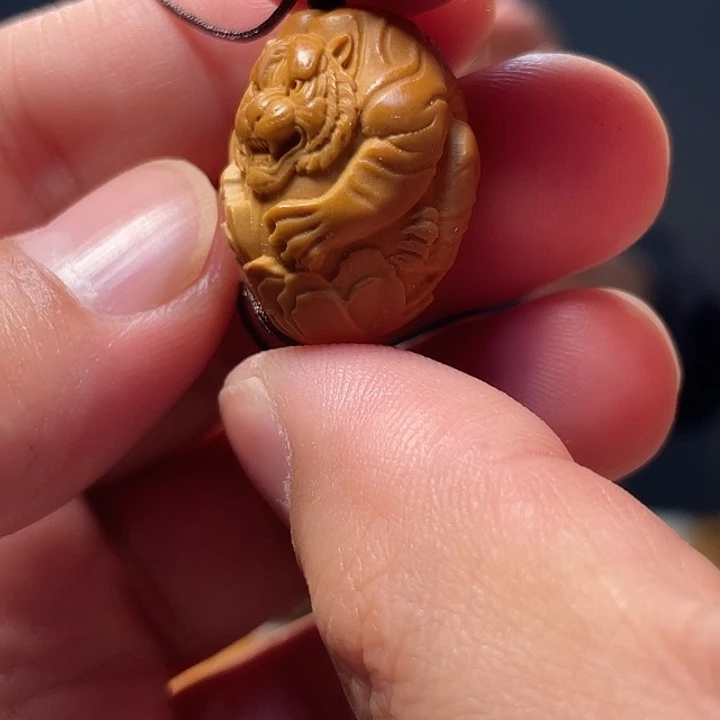 橄榄核吊坠橄榄核