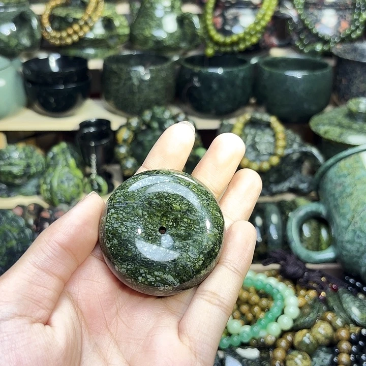 蛇纹石玉未镶嵌珠宝半成品