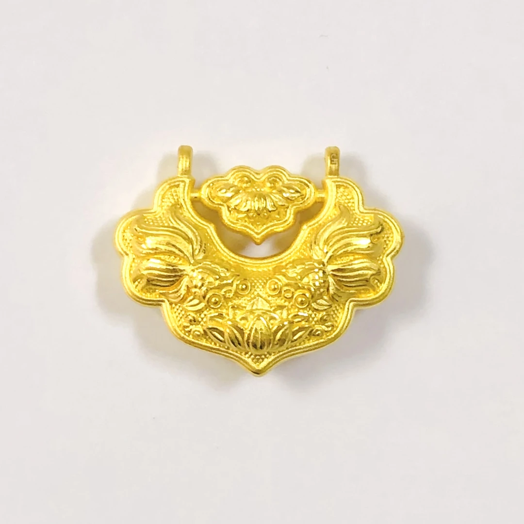 萃华足金锦鲤锁吊坠3D硬金工艺萃华金店萃华金店