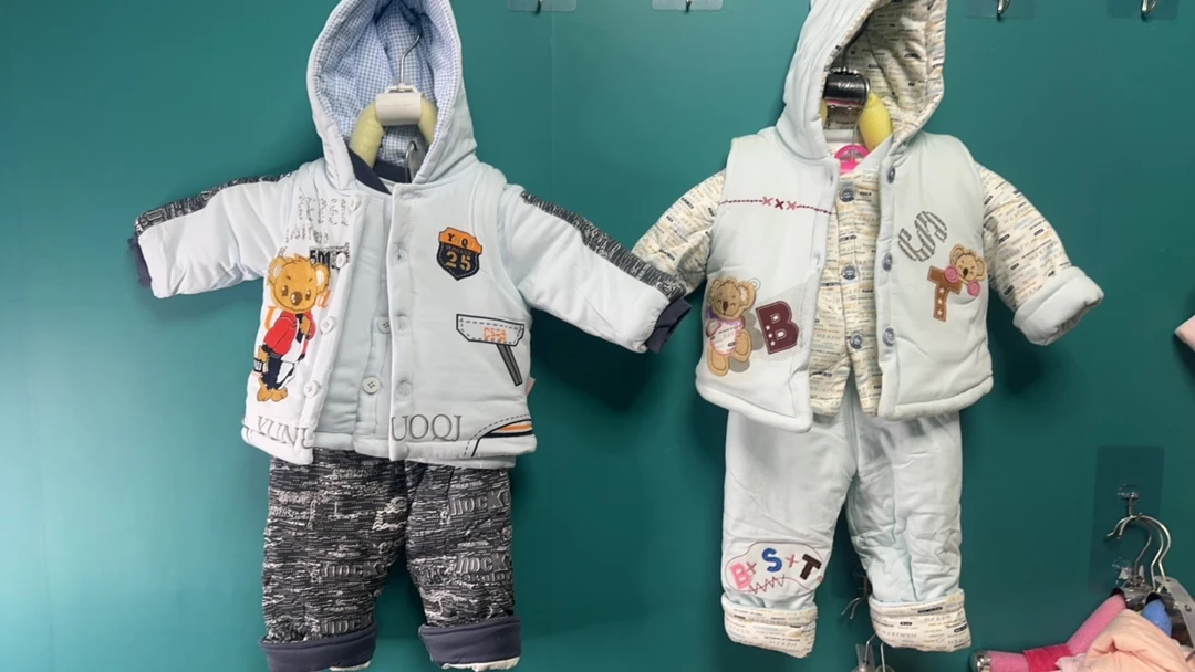 儿童男女三件套衣服