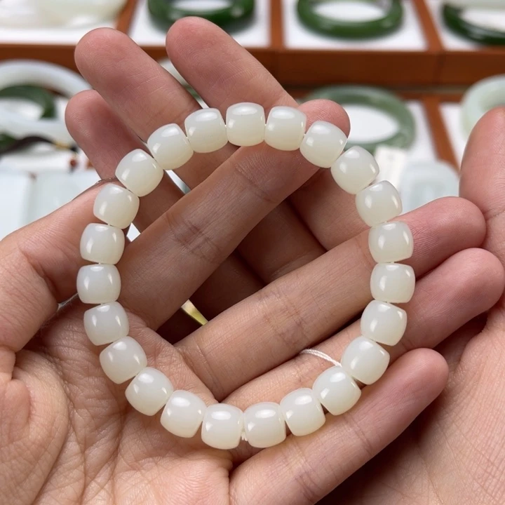 和田玉手串未镶嵌云**