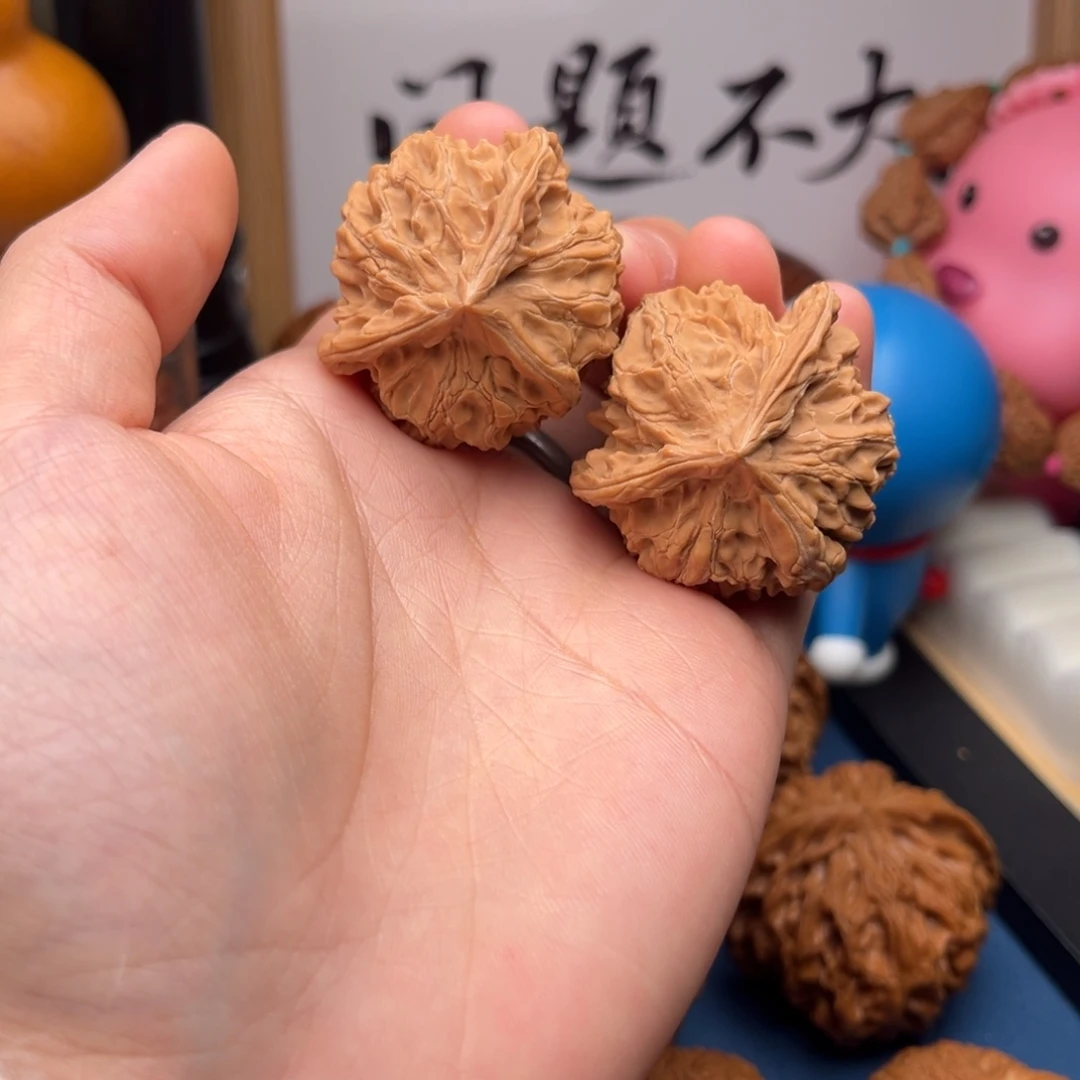 文玩核桃把件34.5三棱