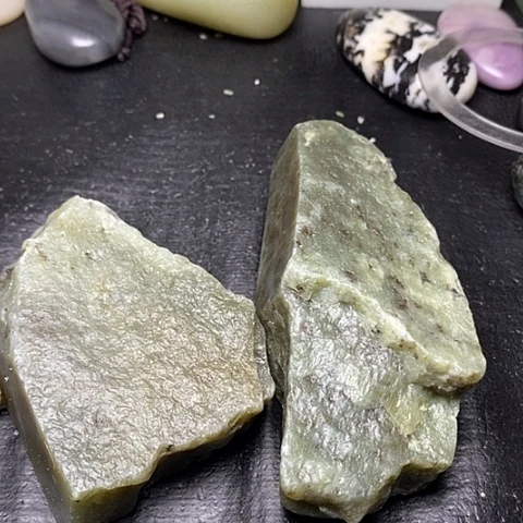 和田玉未镶嵌摆件